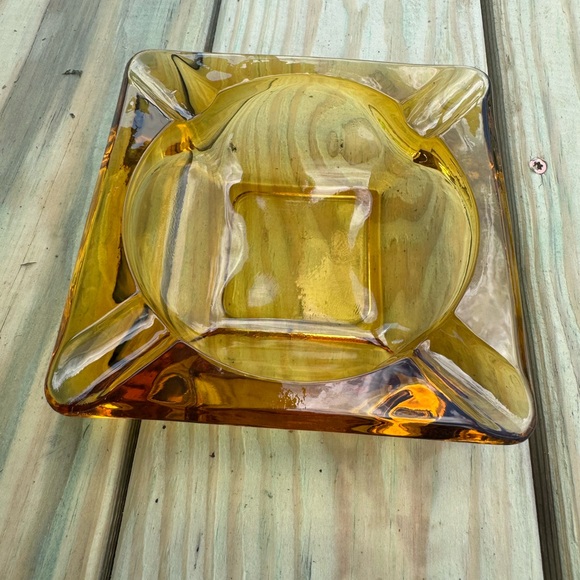 Vintage Amber Glass Dish - Picture 3 of 4